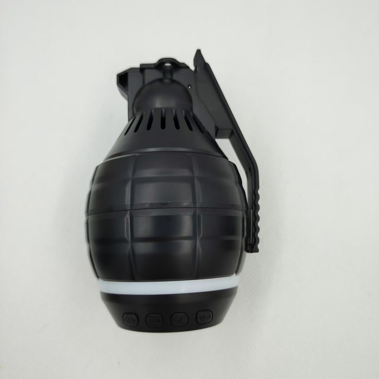 New Wireless Bluetooth Speaker Grenade Portable with FM Radio Bluetooth Speaker Outdoor Hiking Subwoofer