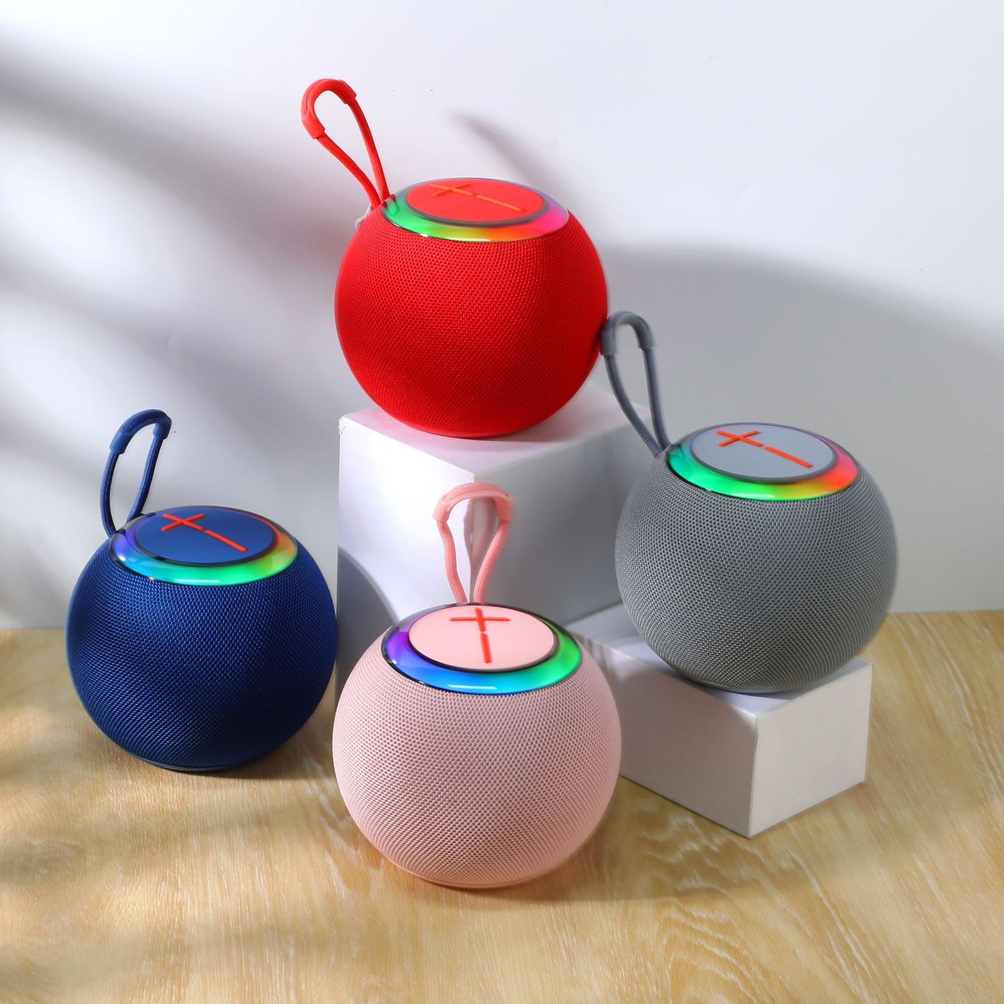 New Bluetooth Speaker Ball Shape Fabric Handheld Sports Outdoor Cycling RGB Wireless Small Speaker Hot Item 68D
