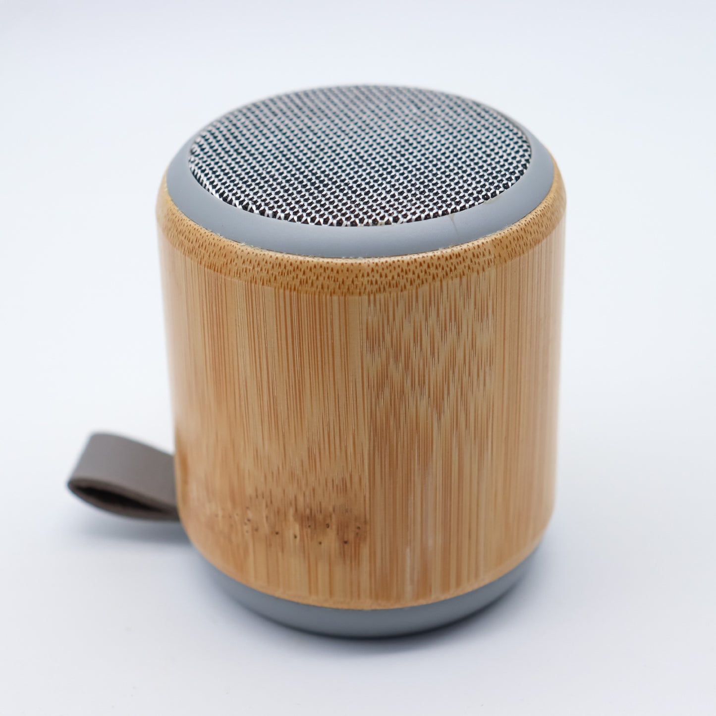 Bamboo Eco-friendly Bluetooth Speaker Desktop Mini Portable Bluetooth Speaker with Carabiner Gift Small Speaker